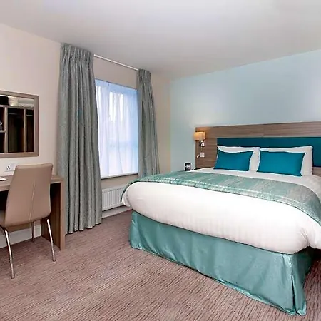 Shandon & Hotel