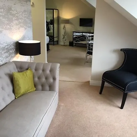 Szálloda Shandon & 4*