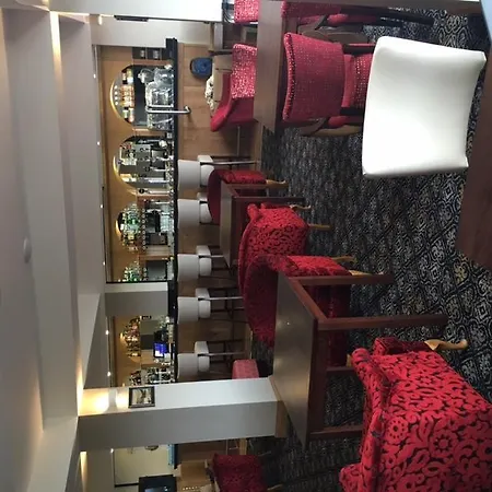 Hotel Shandon & 4*