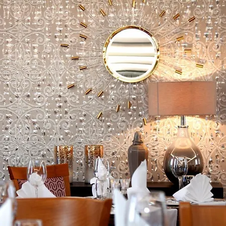 Shandon & Szálloda 4*