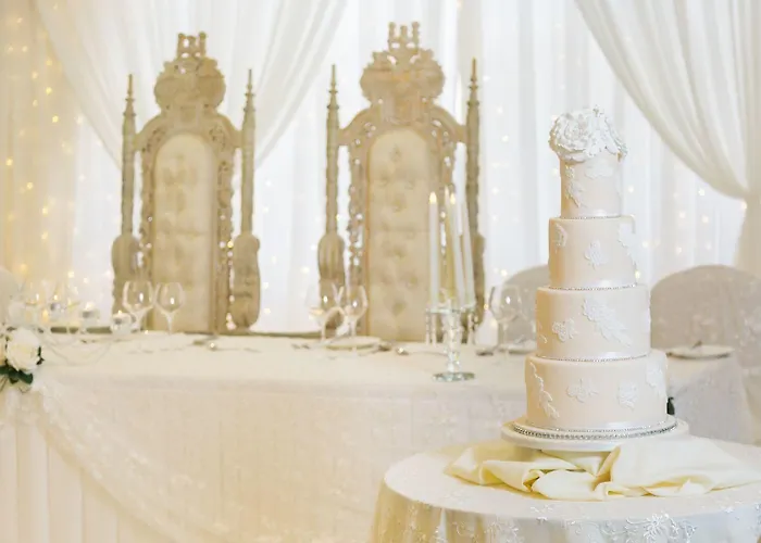 Shandon & Отель Данфанахи