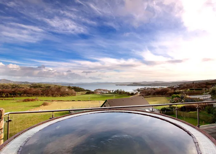 Shandon & Отель Данфанахи